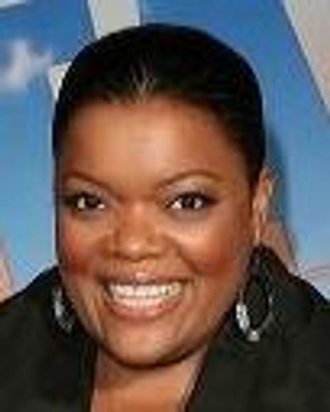 Yvette Nicole Brown Headshot