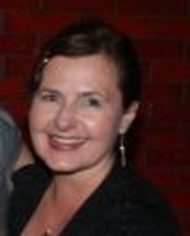 Laurena Allan Headshot