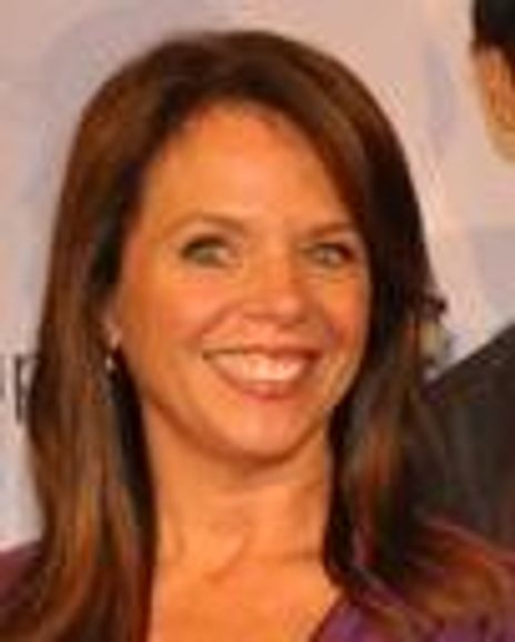Sallie Mars Headshot