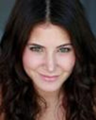 Chloe Tucker Headshot