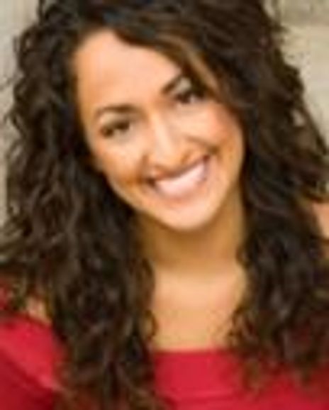 Elena Marisa Flores Headshot