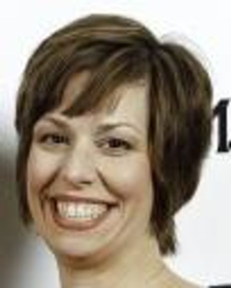 Holly Stauder Headshot