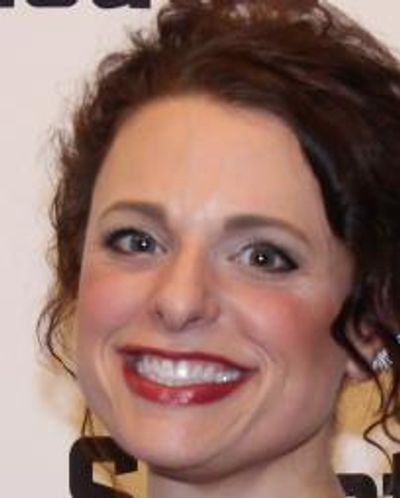 Stephanie DiMaggio Headshot