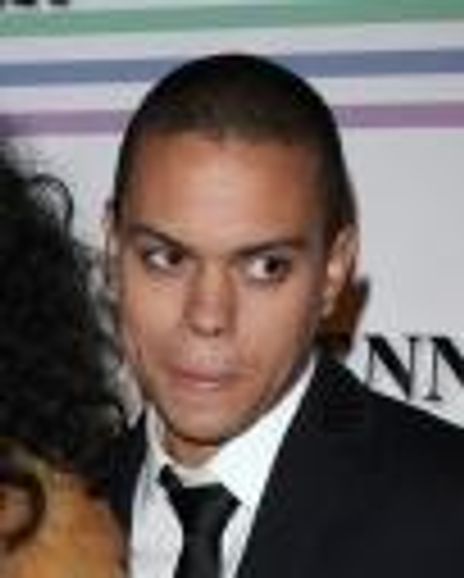 Evan Ross Headshot