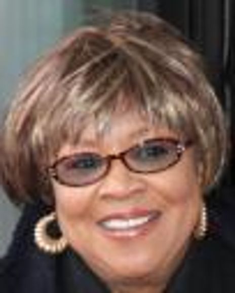 Mavis Davis Headshot