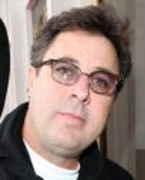 Vince Gill Headshot