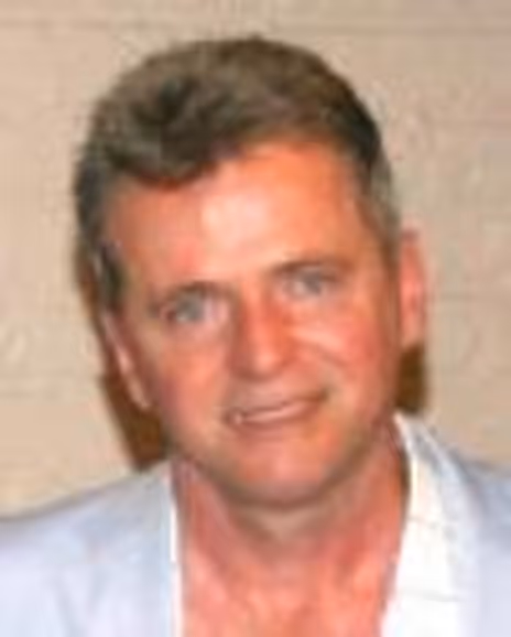 Aidan Quinn Headshot