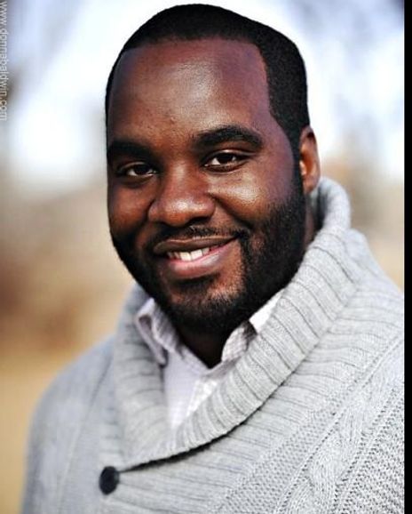 Joseph Graves Headshot