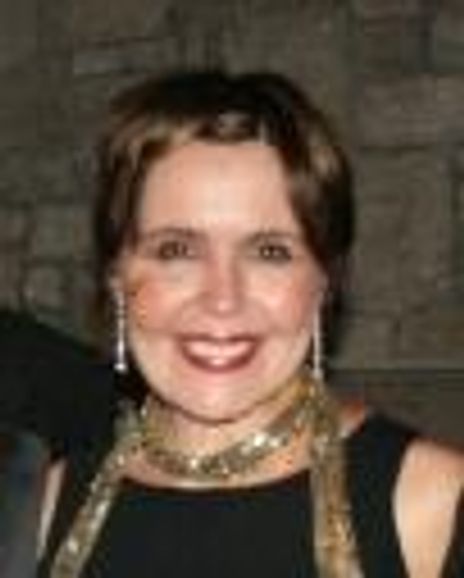 Shelean Newman Headshot