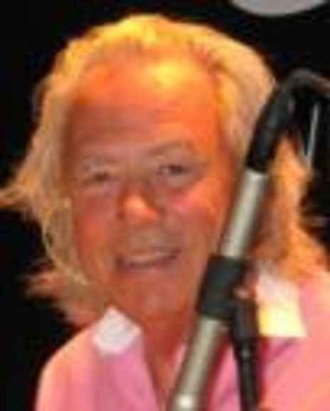 Nigel Olsson Headshot