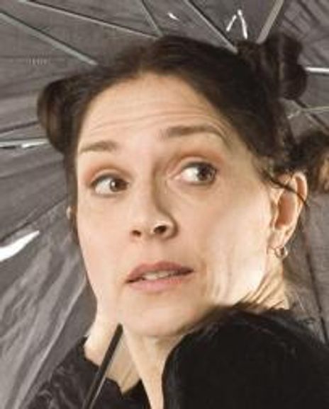 Susanna Hamnett Headshot