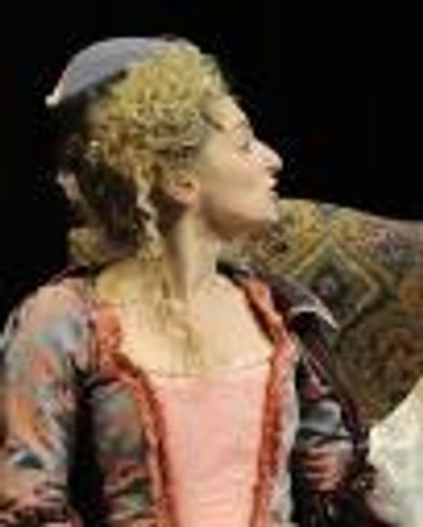 Spencer Curnutt Headshot