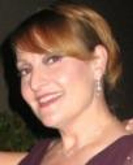 Lydia Bushfield Headshot