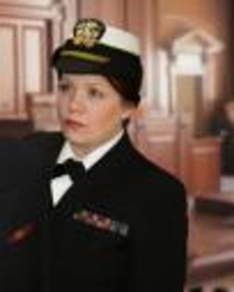 Faith Dowgin Headshot