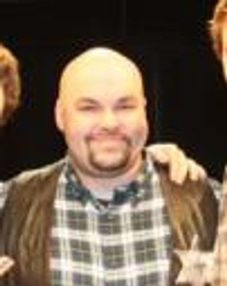 Michal Salonia Headshot