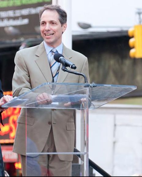 Daniel Adamian Headshot