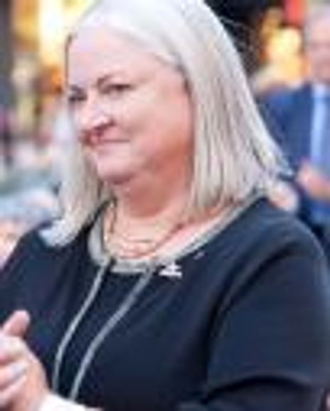 Nancy Schaefer Headshot