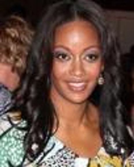 Violet Lewis Headshot