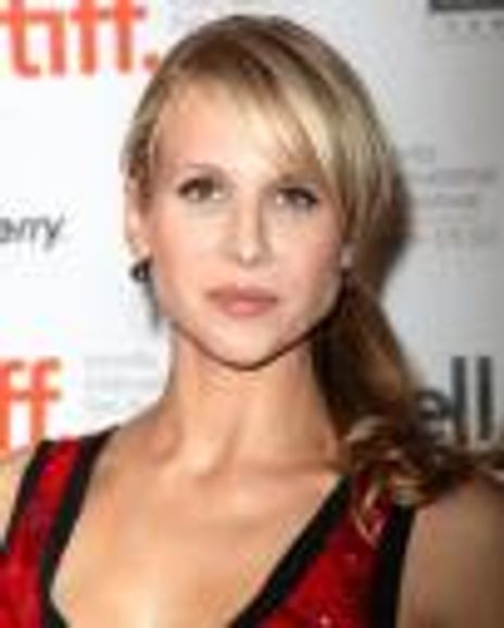 Lucy Punch Headshot