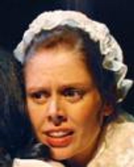 Lindsay Leopold Headshot