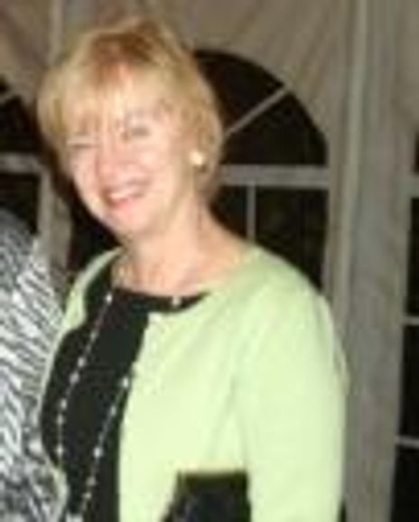 Diane Hires Headshot