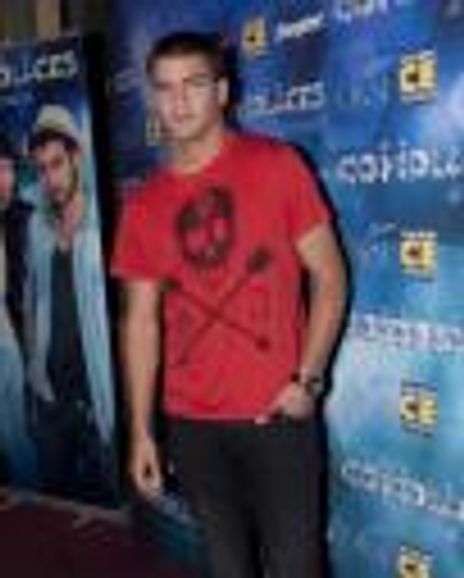 Maxi Iglesias Headshot