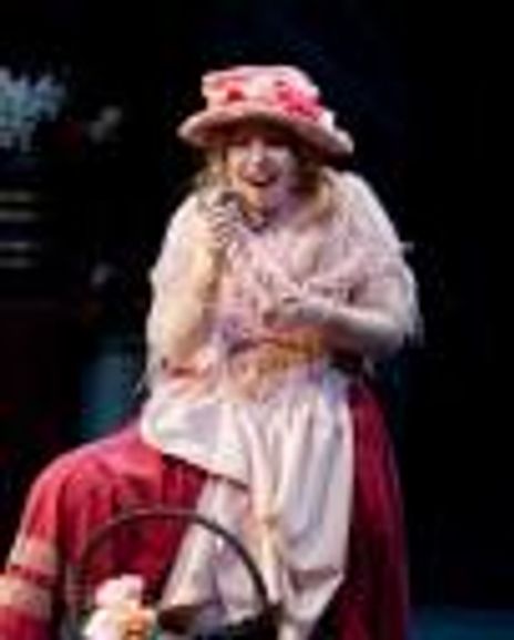 Valerie Reaper Headshot