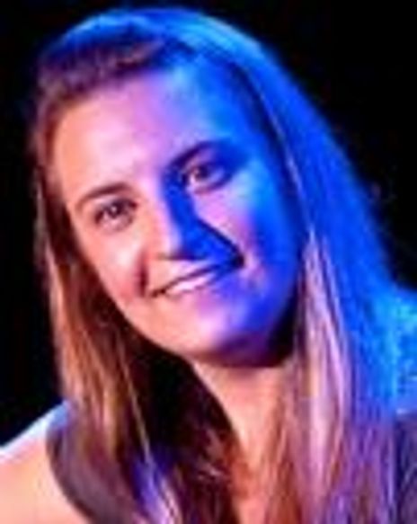 Francesca Garrard Headshot