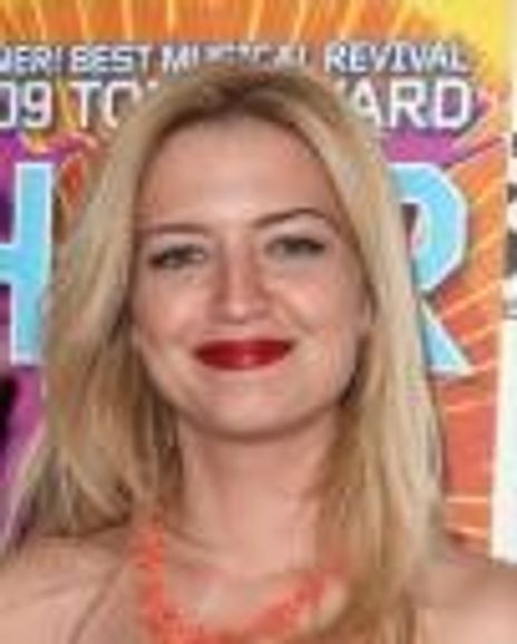 Lauren Storm Headshot