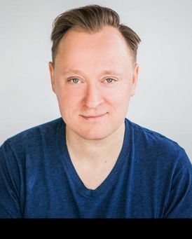 Kevin Dennis Headshot