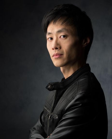 Jonathan Tan Headshot