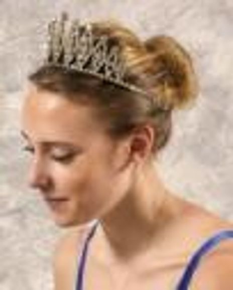 Laura Murey Headshot