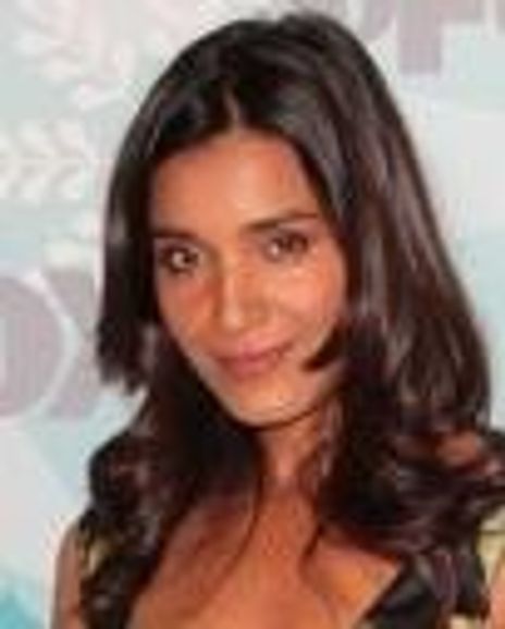 Shelley Conn Headshot