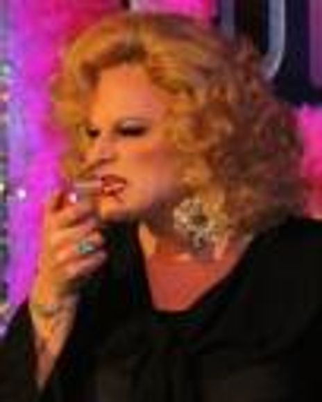 Margeaux Powell Headshot