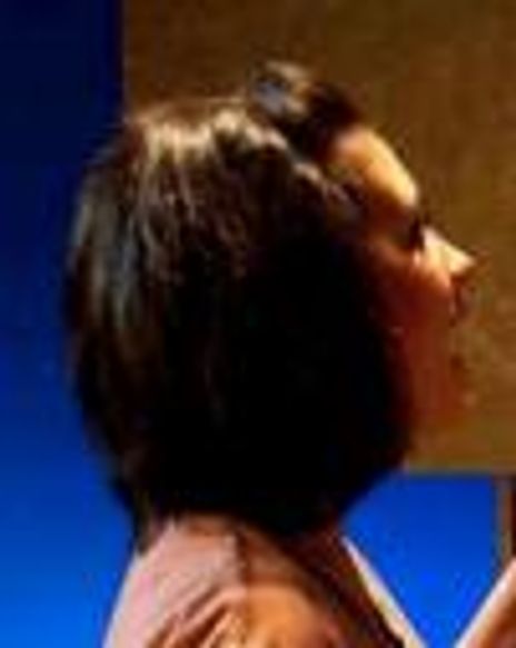 Cynthia Fernandez Headshot