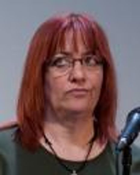 Deborah Overes Headshot