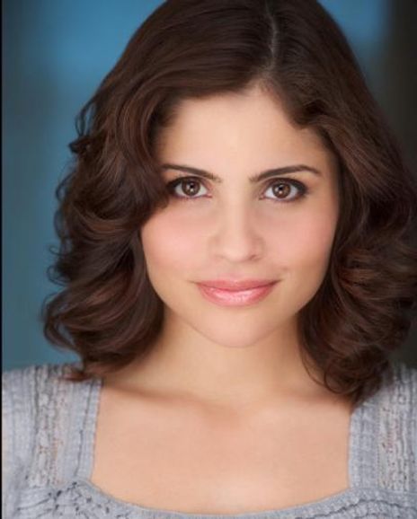 Ivette Dumeng Headshot