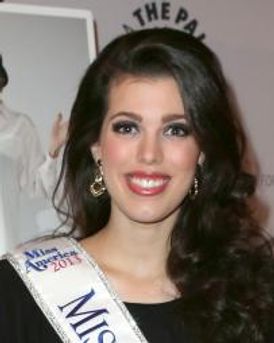 Amanda Mason Headshot