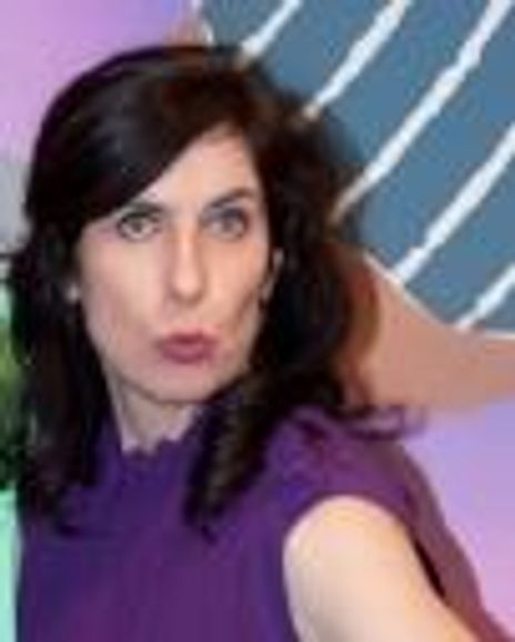 Teresa Pavlinek Headshot