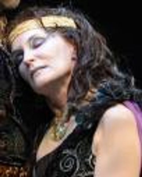 Kathleen McCall Headshot