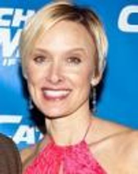 Rachel de Benedet Headshot