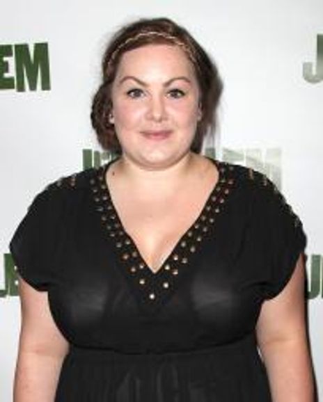 Charlotte Mills Headshot