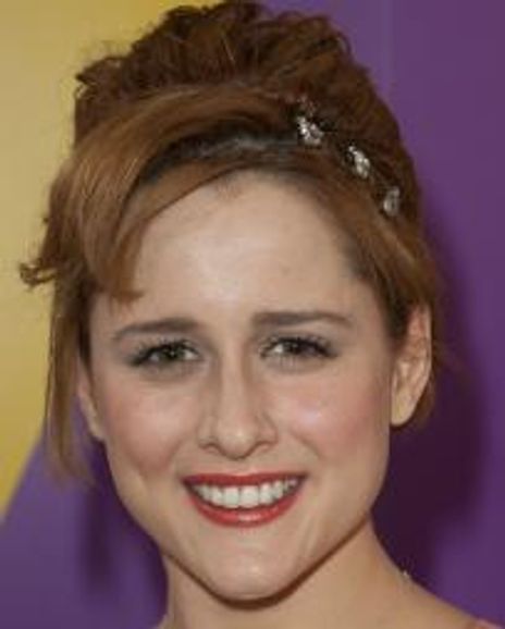 Iris Roberts Headshot