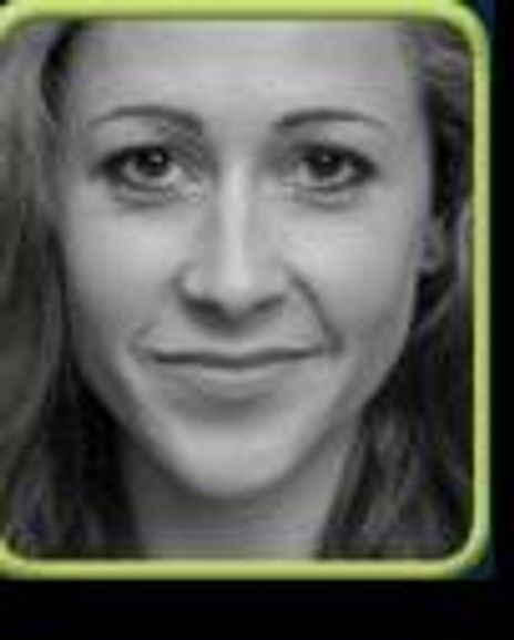 Stephanie Bron Headshot
