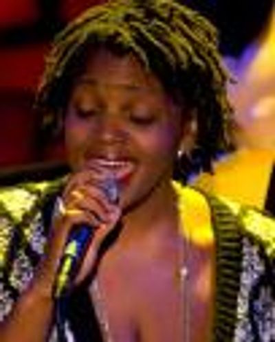 Starr Busby Headshot