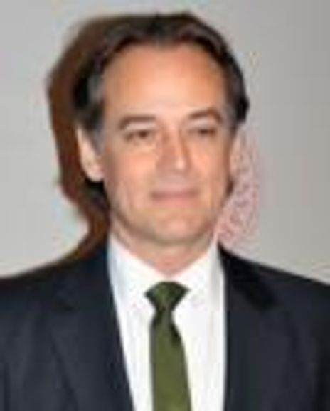 Jon Lindstrom Headshot