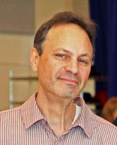 Jonathan Kalb Headshot