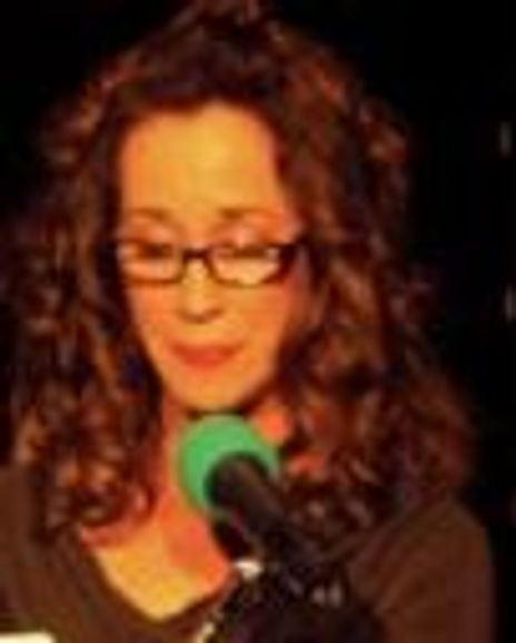 Beth Kennedy Headshot