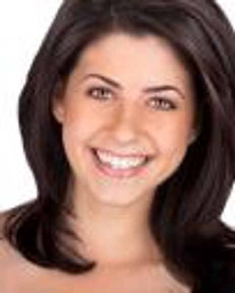 Alexa Glover Headshot