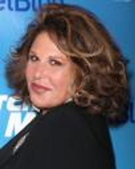 Laine Kazan Headshot